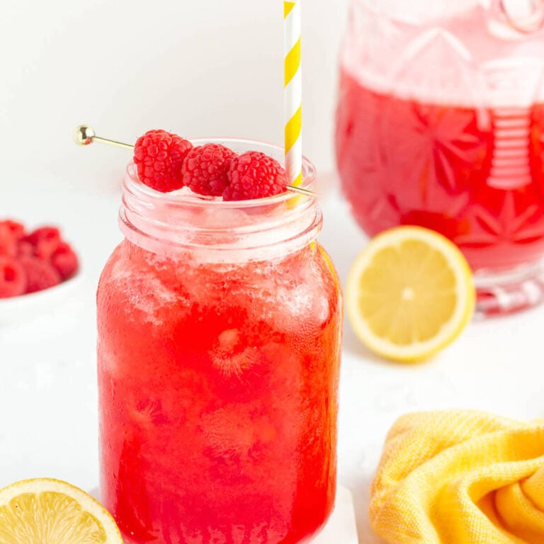 Easy Raspberry Lemonade